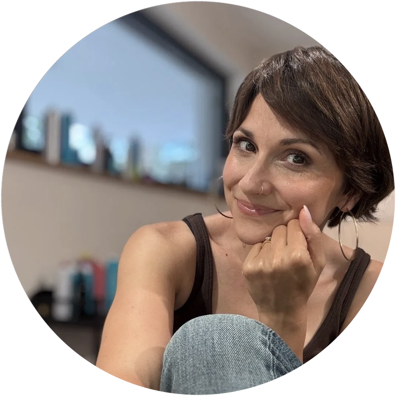 Maureen »Maui« Schneider, Friseurmeisterin und Brautstylistin in ihrem Salon
